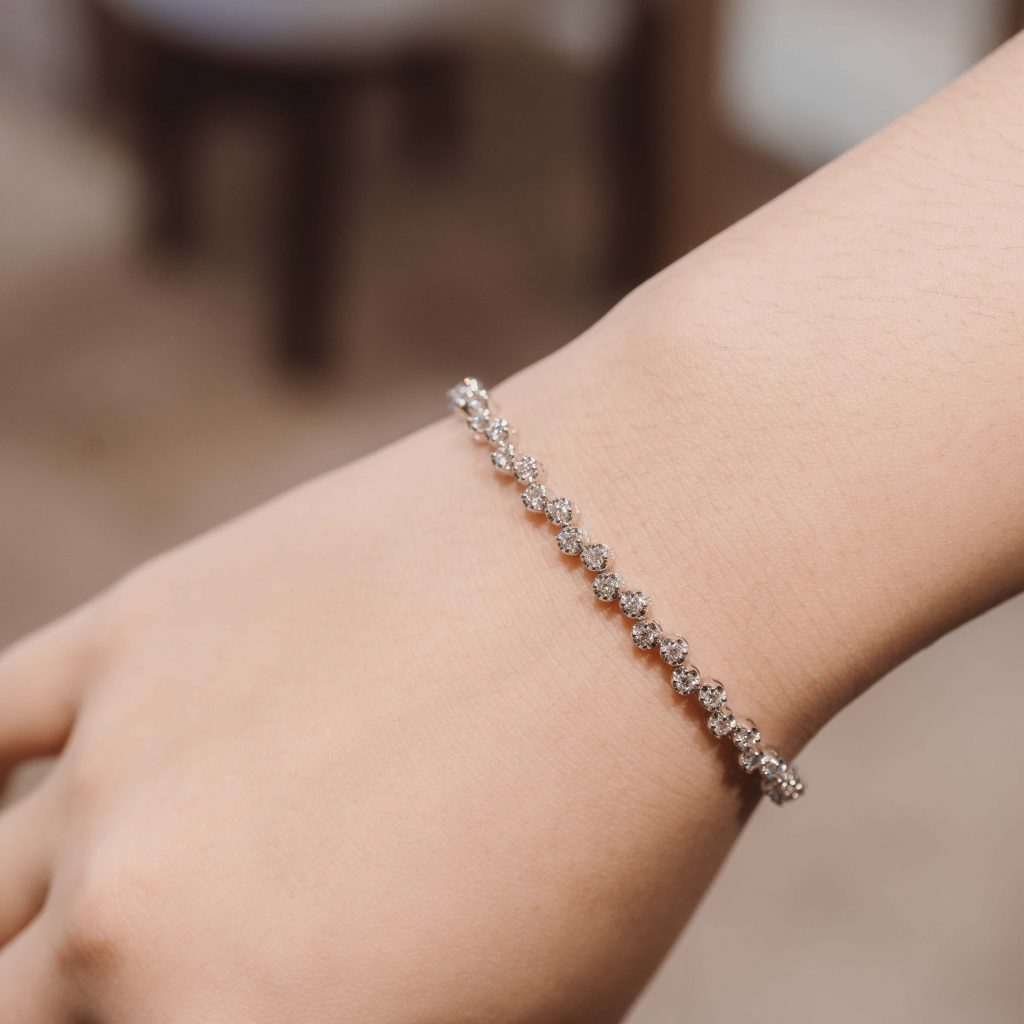 Diamond Bracelets in Malaysia