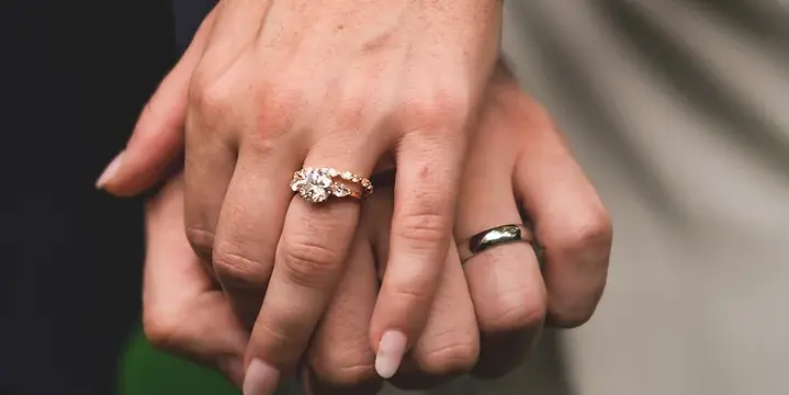 Trends of Engagement Rings For Both Partners