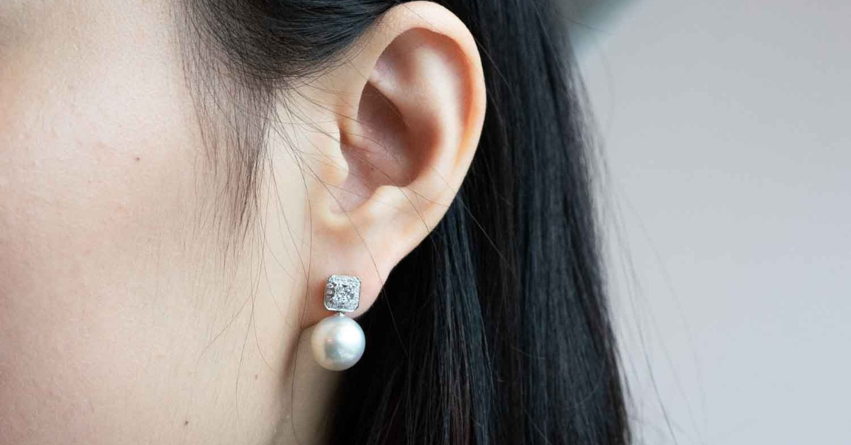 Pearl Earrings to Diamond Studs: Top Trending Earrings in Singapore for 2025